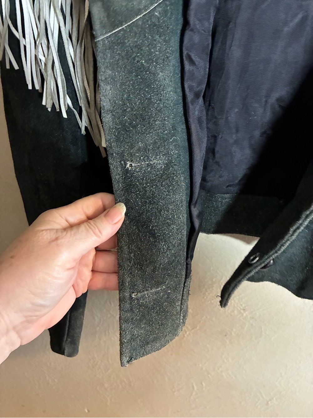 Fringed Suede Leather Jacket in Dark Gray with White Fringe - Picture 4 of 16